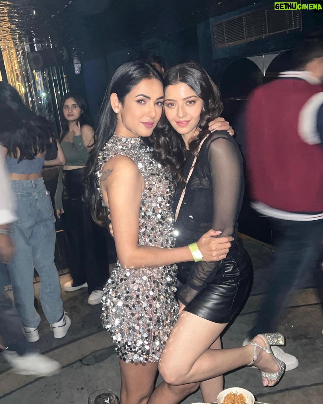 Sonal Chauhan Instagram - Last night Dump ….. . . . . . . . . . . . . . . . . . . . . . . . . . . . . . #love #funtimes #friends #saturday