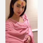 Sonal Chauhan Instagram - शिव ही सत्य हैं ♾️🌍♾️ ॐ नमः शिवाय 🔱🙏🏻🌸 . . . . . . . . . . . . . . . . . . . . . . . . . . . #ॐ #sonalchauhan #myworld #blessed #harharmahadev #monday
