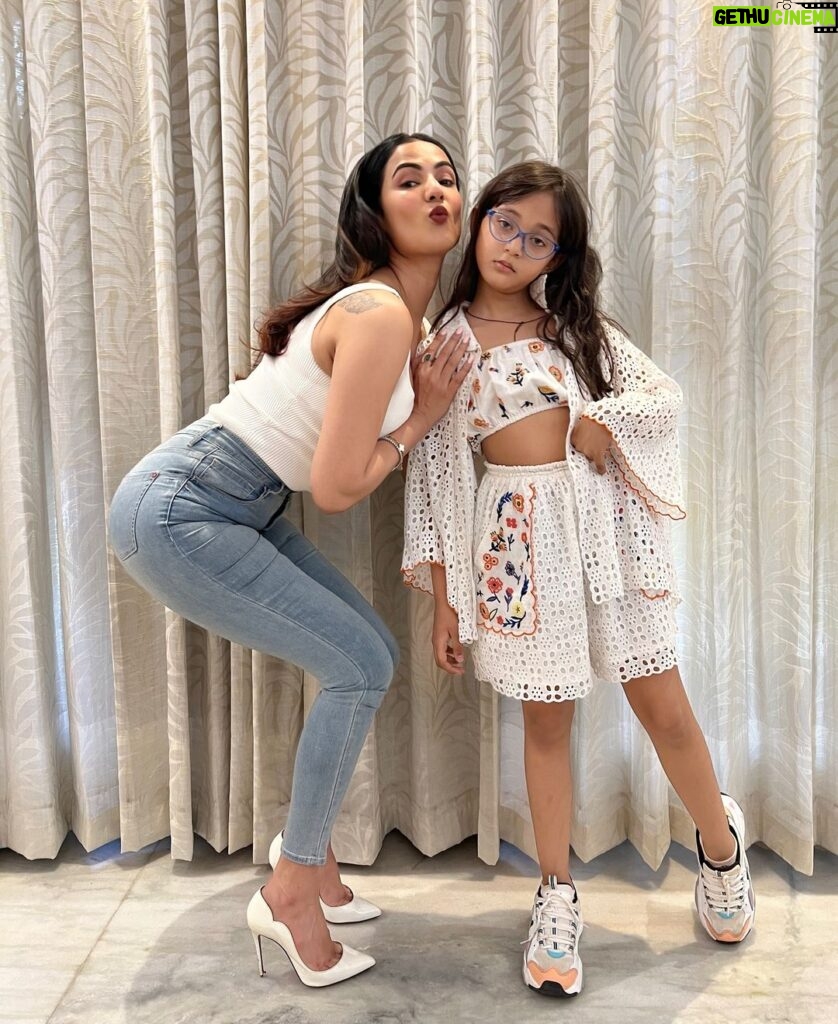 Sonal Chauhan Instagram - Happy happy Birthday my Angel, My doll, My star, the apple of my eye, My Most beautiful girl Naamyaah 👼♥ Wish you the best of everything in life. No matter where you go in life , know that bua loves you . . . . . . . . . . . . . . #love #niece #sonalchauhan #cutie #naamyaah