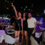 Sonal Chauhan Instagram - What an end to 2023 ✨🎇💫 Looking forward to the magic of 2️⃣0️⃣2️⃣4️⃣ . . . . . . . . . . . . . . . . . . #happynewyear #2024 #sonalchauhan #love #dubai #friendship #newyear Dubai, United Arab Emirates