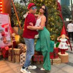 Sonal Chauhan Instagram - Merry Merry Christmas and Happy Holidays 🎄✨🎅 . . . . . . . . . . . . #merrychristmas #sonalchauhan #love #december