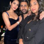 Sonal Chauhan Instagram - Happy happy Bday @arslangoni and Thank you Suzie @suzkr for yet another fabulous evening. What a start to the holiday season✨♥️🌟🎄 . . . . . . . . . . . . . . . . . #love #sonalchauhan #holidays #december