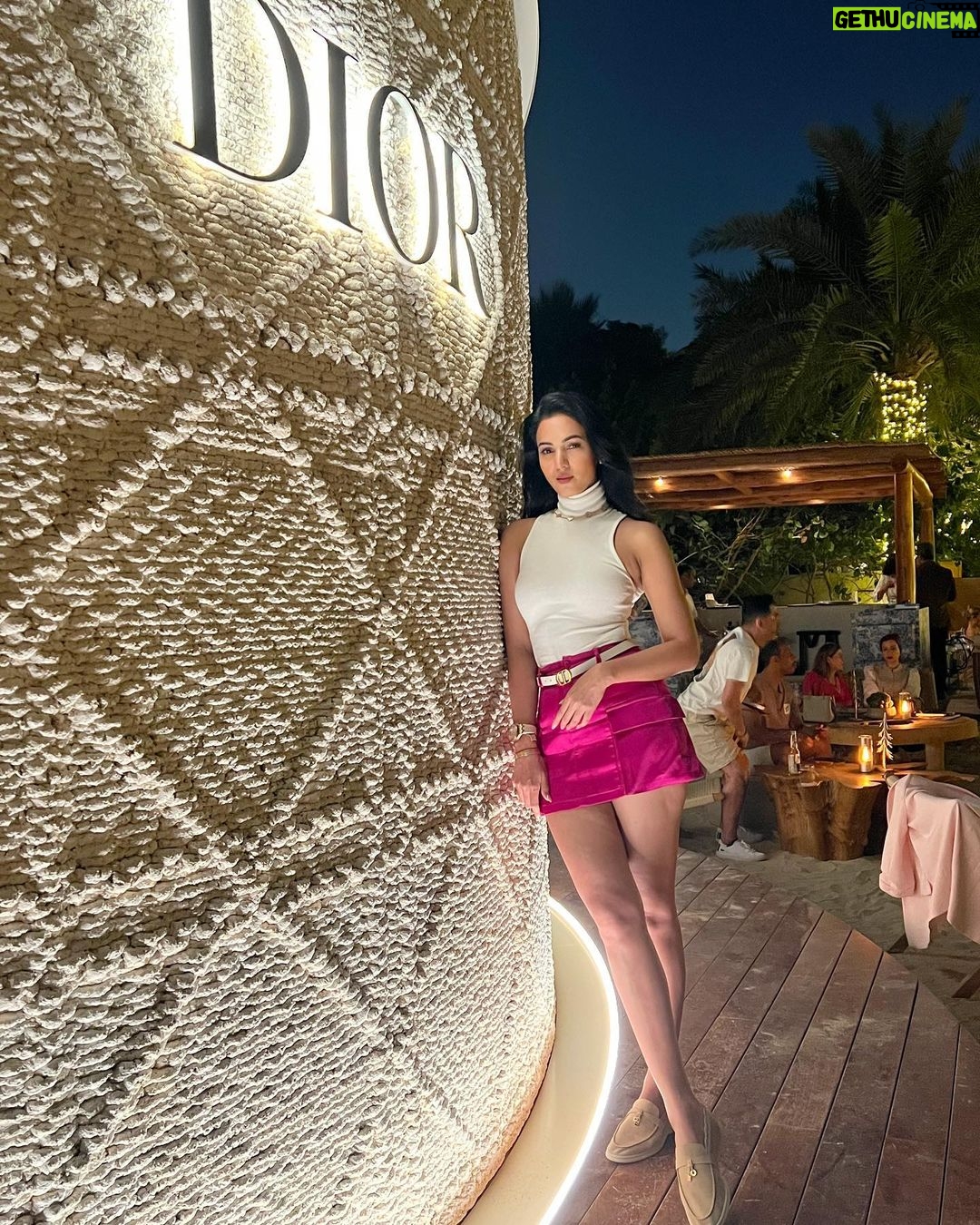 Sonal Chauhan Instagram - Essential Elegance 🌟 . . . . . . . . . . . . . . . . . . #love #sonalchauhan #dubai #dubailife #travel #nammos Nammos Dubai