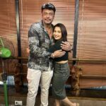 Sonal Monteiro Instagram - With KAATERA himself 🤩 @darshanthoogudeepashrinivas #kaatera #dboss #dbossfans #sonalmonteiro #darshanthoogudeepa