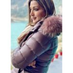 Sonali Bendre Instagram - Started the year with a visit to the Neelkanth... I hope the poison of negative thoughts and actions can be overcome this year with his blessings! #HarHarMahadev 🙏🏼 PS: @geeta_kapurofficial thought of you. #Neelkanth #NeelkanthMahadev #Shiva #NewYear2024 #SwitchOnTheSunshine #PositiveThoughts #GoodVibesOnly #NewBeginnings Anand Kashi by the Ganges