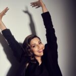 Sonali Bendre Instagram - Thankful for the journey of 2023. 🌈 Looking forward to new adventures in 2024! ✨