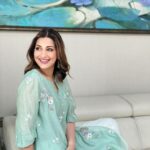 Sonali Bendre Instagram - If you keep swiping left maybe the weekend will come sooner 😋🩵