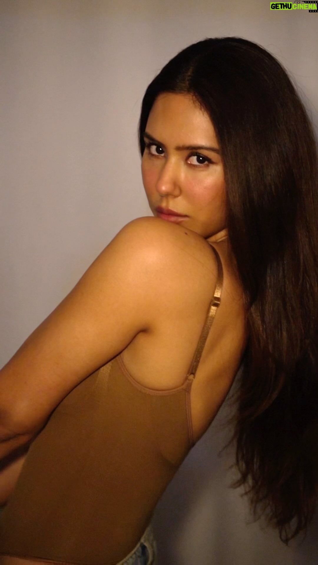 Sonam Bajwa Instagram - And then…. There is me 🌚
