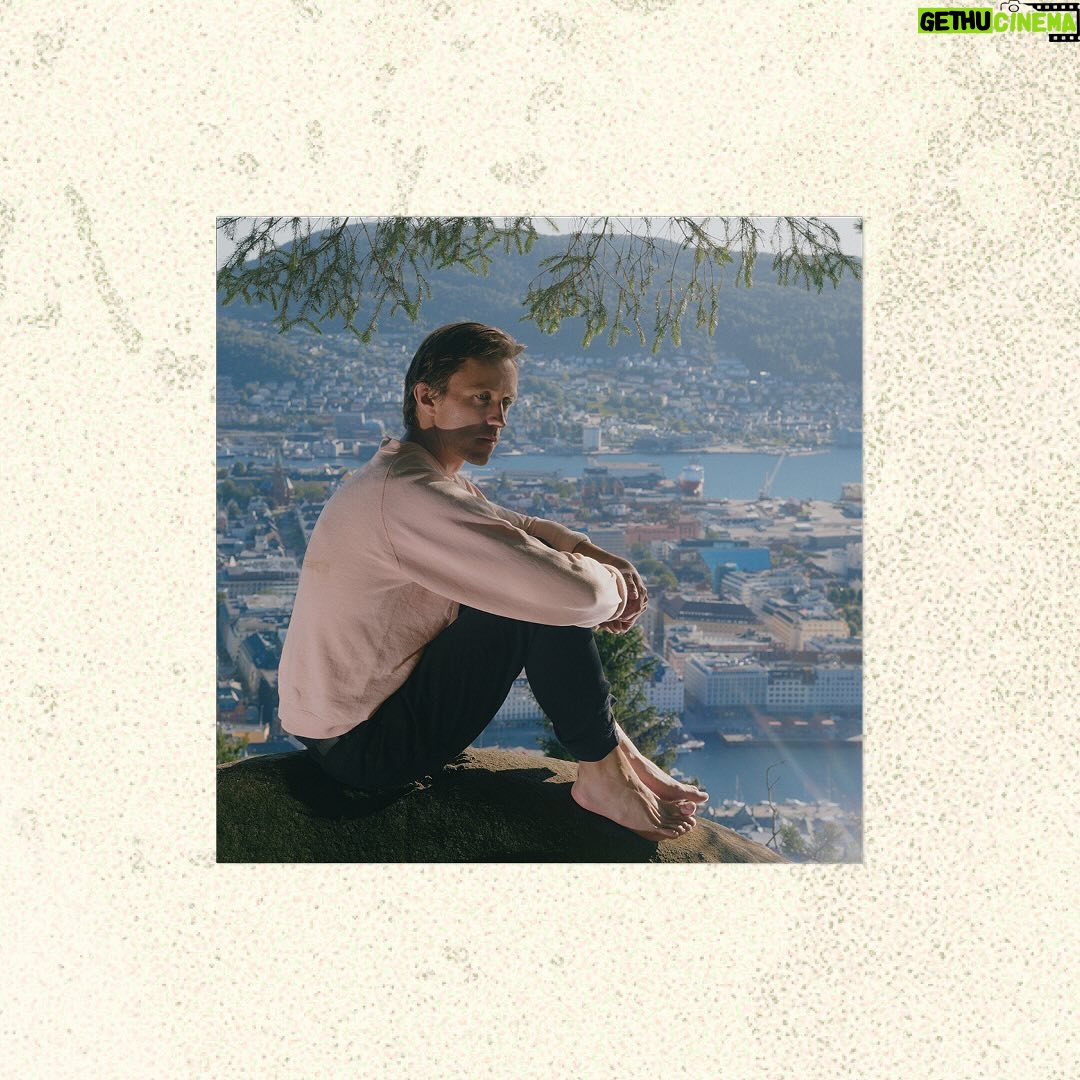 Sondre Lerche Instagram - One of few constants in my life the past decade, has been making the ritual of recording a cover of one of my favorite hit songs of the year with @matiastellez the last thing I do before the holidays, every single Christmas. This fall I’ve collected those 10 songs and turned them into a full album called Understudy. It’s available on limited edition sky blue vinyl, and digitally with five additional bonus cover tracks, this Friday. Pre-order link in bio. Also, there’s an official SL Eras music video for “Anti-Hero” that we just finished days ago 🫠 Already looking forward to Understudy Volume 2, ten years from now. Please enjoy 💫 A Anti-Hero (Taylor Swift, 2022) Kiss Me More (Doja Cat, 2021) Rain On Me (Lady Gaga/Ariana Grande, 2020) I Contain Multitudes (Bob Dylan, 2020) thank u, next (Ariana Grande, 2018) B Bad Liar (Selena Gomez, 2017) Into You (Ariana Grande, 2016) Hotline Bling (Drake, 2015) Chandelier (Sia, 2014) Wrecking Ball (Miley Cyrus, 2013) Digital bonus tracks: The Plague (Scott Walker) Take A Bow (Madonna) Moving The River (Prefab Sprout) Countdown (Beyoncé) Moon River (Henry Mancini) Cover photo by @tonjethilesen Artwork by @_stineberg & @part___no Vinyl and digital master by @matiastellez