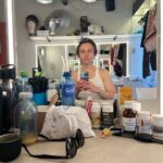 Sondre Lerche Instagram - After the grand Moulin Rouge! premiere on Wednesday I changed out of my sweat and snot-soaked costume and wore my tux for a second just so I could take this photo before ditching the afterparty and rushing home to rest. I’m glad I did, cause it’s been a roller coaster week in my little land of showbiz ✨a quick recap for my digital archives… Monday: preview show #4, felt stiff, helpless and uncharismatic, too focused on addressing notes and hitting my marks, in my head, voice weary Tuesday: preview show #5, trusting my gut and memory, more bold and beautiful, felt amazing Wednesday: premiere night, woke up with stuffy nose, cold traveled to my throat with great speed, felt feverish by the time we went on, got worse from there. Voice crackled and snapped from the get go, by the end I had lost an octave and sounded like Tom Waits circa ‘83, which strangely suited my character’s development, if not the key of the songs. Got through it supported by the incredible cast and ensemble, went to bed worrying about the future Thursday, show #2: went to the doctor, prescribed lotsa stuff to get me through next 4 shows, felt high on life and invincible at show, but knew to hold back vocally as drugs give a false sense of recovery Friday, show #3: woke up feeling the drugs don’t work, everything heavier, short of breath, stuffy, increasingly runny nose, had a specialist put a camera down my throat to check my vocal cords, no damage but recommended eternal rest rather than 3 more shows, come showtime we were all on fire again Saturday, show #4 & #5: felt somewhat better, old man’s occasional cough, still stuffy, runny nose still running, pretty much the whole ensemble feeling sick and/or tired at this point, but spirits were high and shows were strong Sunday: learning sign language 🤐 Next week: 4 more shows, Thursday, Friday & Saturday. Come see us play, we’re very good 💜 Photo @martegs #moulinrougethemusicalnorge Oslo, Norway