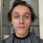 Sondre Lerche Instagram - The three stages of Christian 🧖‍♂️ Shows 24 and 25 today💋 #moulinrougemusical #costumedrama #makeuptutorial #myskincareroutine Chateau Neuf - Det Norske Studentersamfund