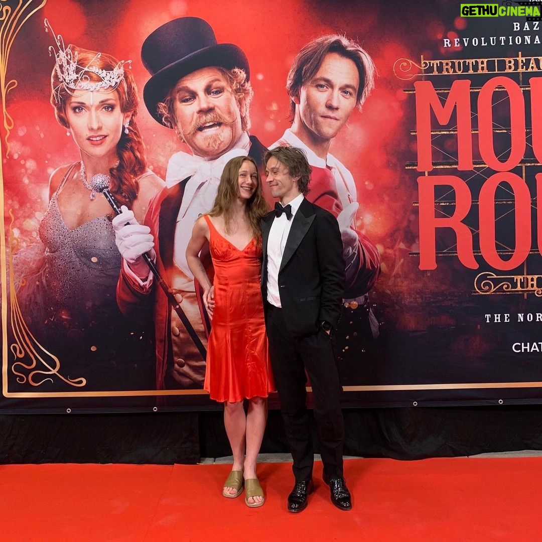 Sondre Lerche Instagram - After the grand Moulin Rouge! premiere on Wednesday I changed out of my sweat and snot-soaked costume and wore my tux for a second just so I could take this photo before ditching the afterparty and rushing home to rest. I’m glad I did, cause it’s been a roller coaster week in my little land of showbiz ✨a quick recap for my digital archives… Monday: preview show #4, felt stiff, helpless and uncharismatic, too focused on addressing notes and hitting my marks, in my head, voice weary Tuesday: preview show #5, trusting my gut and memory, more bold and beautiful, felt amazing Wednesday: premiere night, woke up with stuffy nose, cold traveled to my throat with great speed, felt feverish by the time we went on, got worse from there. Voice crackled and snapped from the get go, by the end I had lost an octave and sounded like Tom Waits circa ‘83, which strangely suited my character’s development, if not the key of the songs. Got through it supported by the incredible cast and ensemble, went to bed worrying about the future Thursday, show #2: went to the doctor, prescribed lotsa stuff to get me through next 4 shows, felt high on life and invincible at show, but knew to hold back vocally as drugs give a false sense of recovery Friday, show #3: woke up feeling the drugs don’t work, everything heavier, short of breath, stuffy, increasingly runny nose, had a specialist put a camera down my throat to check my vocal cords, no damage but recommended eternal rest rather than 3 more shows, come showtime we were all on fire again Saturday, show #4 & #5: felt somewhat better, old man’s occasional cough, still stuffy, runny nose still running, pretty much the whole ensemble feeling sick and/or tired at this point, but spirits were high and shows were strong Sunday: learning sign language 🤐 Next week: 4 more shows, Thursday, Friday & Saturday. Come see us play, we’re very good 💜 Photo @martegs #moulinrougethemusicalnorge Oslo, Norway