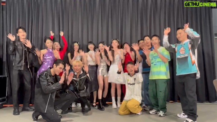 Song Ye-bin Instagram - 너무 소중한 기회이자 추억인 ❤️🔥 항상 무대 뒤에서 애써주시는 감사한 모든 관계자분들,스탭분들 덕분에 무사히 무대에 설 수 있었습니다! 응원해주신 모든 분들 정말 감사드립니다 애니팸 최고!!!!!!!! 쇼킹나이트 최고!!!!!!!!