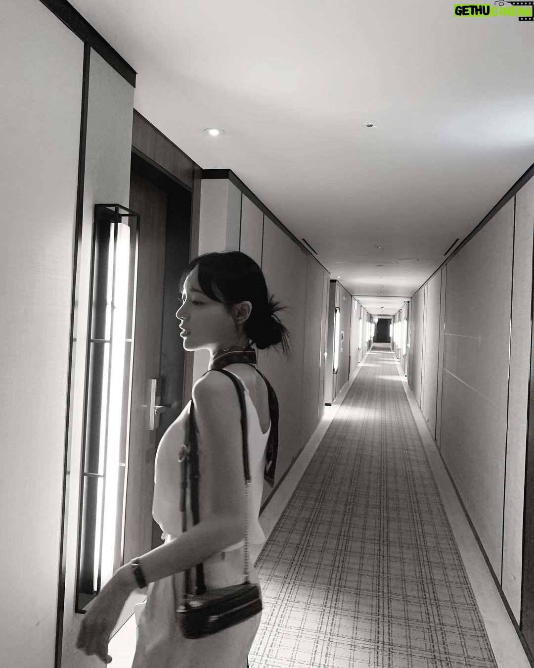 Song Ye-bin Instagram - Shilla Hotel Seoul Korea