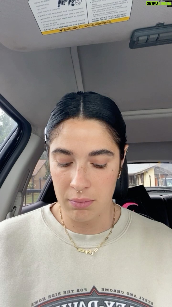 Sophia Aguiar - 1.8K Likes - I just want to say thank you to everyone who has checked up on David and I these past few weeks. Feeling grateful for our people.
@allisonholker I love you ā¤ļø