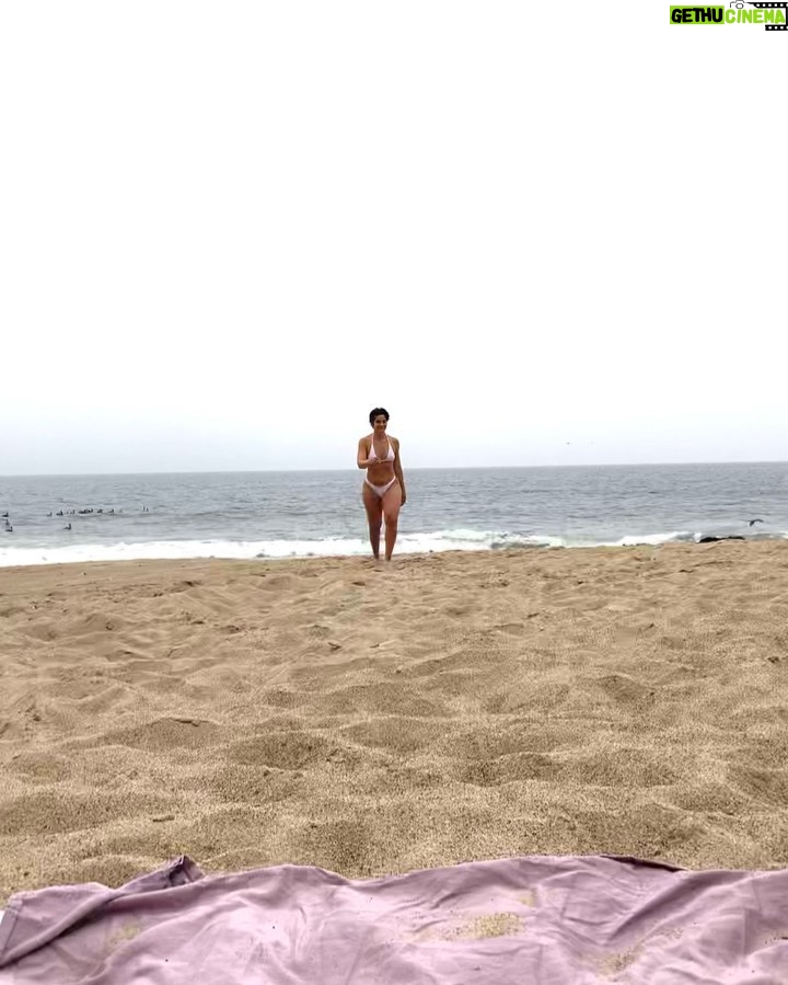 Sophia Aguiar Instagram - Beach days are my favorite days ☀️ Point Dume