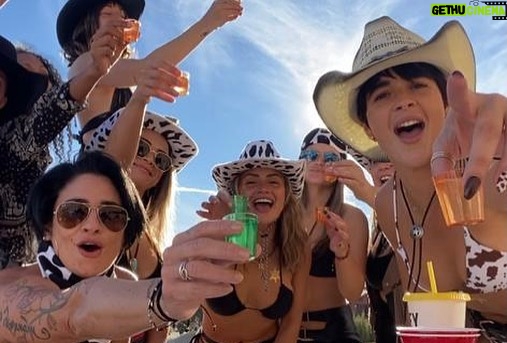 Sophia Aguiar - 1.1K Likes - “I don’t know... Cowboy theme?” IFYKYK 😂
Cow-ChellA 2022 🐮 🤠
So grateful for these beautiful humans in my life! Thank you for the love you consistently shower me with. LOVE YOU ALL!!
#moorelifemoorelove #cowchella #theresmooinmoore #cowboytheme #friends
