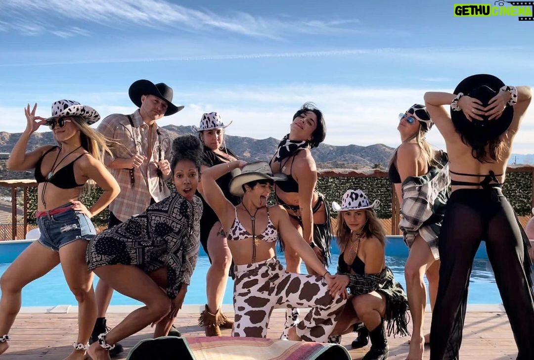 Sophia Aguiar - 1.1K Likes - “I don’t know... Cowboy theme?” IFYKYK 😂
Cow-ChellA 2022 🐮 🤠
So grateful for these beautiful humans in my life! Thank you for the love you consistently shower me with. LOVE YOU ALL!!
#moorelifemoorelove #cowchella #theresmooinmoore #cowboytheme #friends