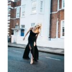 Sophie Simnett Instagram - pre party shenanigans @iona.wolff @lucie_bjmakeup @rxquette & ✨Coco the pup ✨