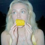 Sophie Simnett Instagram - I love corn !