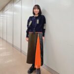 Sora Tamaki Instagram - 💰 今日はカネオくんです！ 今回はロボットについてです。 建設現場や災害時の現場、食品工場には見たことのないハイテクロボットがたくさんありました！ いつかロボットと一緒に生活する日が来るのかな。とても楽しみです🤖 ぜひご覧ください。 👗 @dollupoops_tevalt_official 👢@alm._official #有吉のお金発見突撃カネオくん #田牧そら