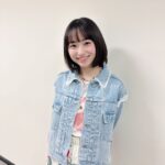 Sora Tamaki Instagram - 💰 今日はカネオくんです！ 今回はガムテープについて！ 普段からよく使っているガムテープだけど、意外と知らないことが多くてびっくりしました！ ガムテープの、貼ること以外の活用法も知れて、勉強になりました！とてもおもしろかったですꉂ🤭 ぜひ観てください！ Gジャン @threefourtime_official Tシャツ、スカート @marimekko ネックレス @cepica_official サンダル @himiko_shoes #有吉のお金発見突撃カネオくん #田牧そら