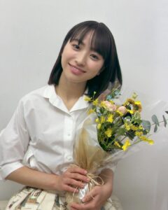 Sora Tamaki Instagram - . 新年明けましておめでとうございます。 今年も山崎製パンさんの新CM、ダブルソフト「２枚の、しあわせ。」篇のCMに出演させていただきます。 大好きなダブルソフトのCMに出させていただけてとても嬉しいです。 今年もたくさん食べるぞ🍞 ぜひお手に取ってみてください。 今年もみなさんに喜んでもらえるようなご報告ができるように精一杯頑張ります。 よろしくお願いします。 #山崎製パン #ダブルソフト #田牧そら