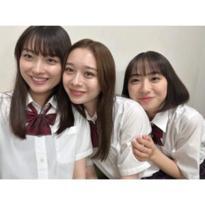 Sora Tamaki Instagram - .

『最高の教師 １年後、私は生徒に■された』

第9話ご覧いただきありがとうございました。
感想もたくさん、とても嬉しいです。

大好きな2人と！♡

いよいよ来週は最終回です。
最後までぜひご覧ください！

#最高の教師 @saikyo_ntv 
#茅島みずき さん
#田鍋梨々花 さん
#田牧そら