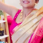 Soumitrisha Kundu Instagram – “তোকে পেলে বেশ, আমার মতন
ভালোবাসা বাসি, কাছে আসা আসি
চায় যা করেছে মন”
my fav lines from our song! & yours?
do make reels with the new song “Hoyecche boli ki shon” and upload tagging us!
#Pradhan #releasingon22nddecember 
@imdevadhikari @shreyaghoshal @soumitrishaofficial @paponmusic @deventertainmentventures @bengaltalkies @saregamabengaliofficial