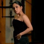 Soumitrisha Kundu Instagram - 🖤 hmmm! video courtesy @subhankar407 make up & hair @s_d_makeup_world_ @jhalsadey201 @subhankar407