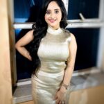 Soumitrisha Kundu Instagram – Itna dimaag bhi nehi hain jitna sarr dard rehta hain!
😂

makeup&hair @s_d_makeup_world_