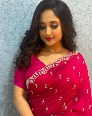 Soumitrisha Kundu Instagram - God's plan is always more beautiful than our desire!😉💕

styled by @rinkikhatoon