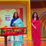 Soumitrisha Kundu Instagram – zee bangla sobsomoy e bhoriye dey amay, e bar o batikrom noy! onek gifts , onek moja!💕sathe #Pradhan team!
keep watching Didi no. 1 with our gorgeous @rachnabanerjee on @zeebanglaofficial