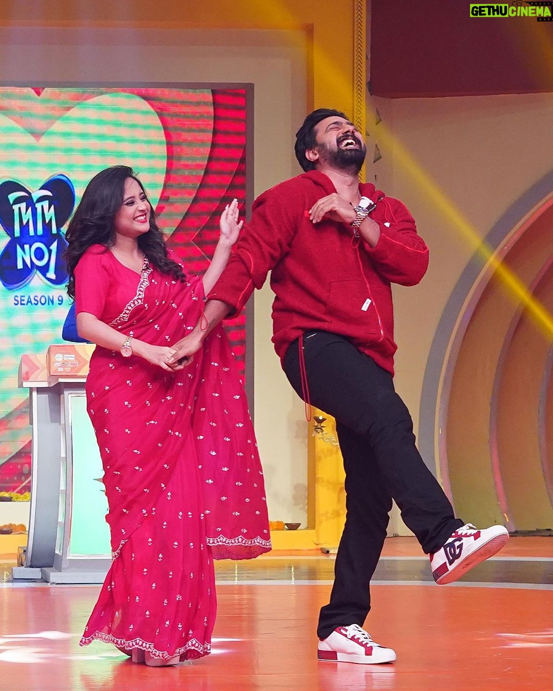 Soumitrisha Kundu - 61.6K Likes - zee bangla sobsomoy e bhoriye dey amay, e bar o batikrom noy! onek gifts , onek moja!💕sathe #Pradhan team!
keep watching Didi no. 1 with our gorgeous @rachnabanerjee on @zeebanglaofficial