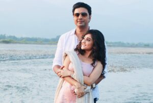 Soumitrisha Kundu Instagram - happy birthday our childhood crush,আমাদের সুপারস্টার! ❤️
আমরা একটা সময় কার্ড বানাতাম , কিন্তু কোথায় দেবো কিছুই জানতাম না, আজ তার জন্মদিনে একসাথে কেক কাটা , তার co-actor হিসাবে দাঁড়ানো ! সত্যিই কিছু achieve করেছি মনে হচ্ছে ... যাই হোক তুমি খুব ভালো থেকো , সবার মনের মধ্যে থেকো এভাবেই ,আমাদের সুপারস্টার !