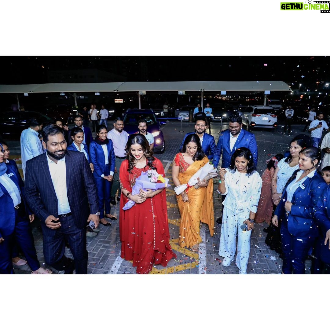 Sowmya Menon Instagram - I am really excited to take part in the inaugural event of the newest office of @arabexpress.ae at the Al Nahda Center, alongside the lovely @jyothikrishnaa. I wish the entire team at @arabexpress.ae all the very best. #Arabeexpress #Dubai #VisitDubai