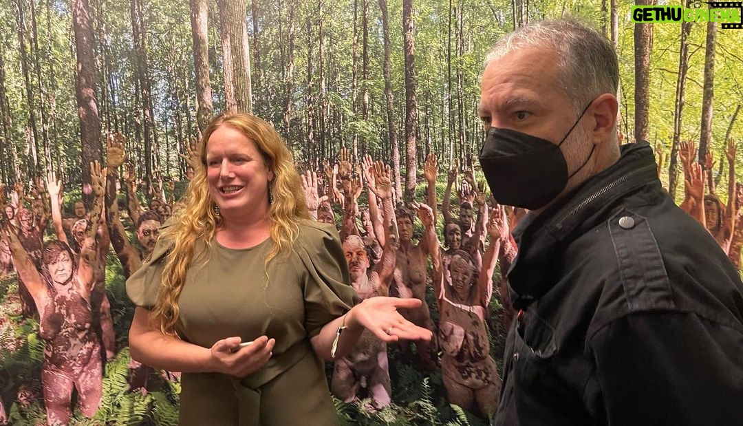 Spencer Tunick Instagram - Participants come full circle. Final day of @springbreakartshow Thank you to @philbhueler for your generosity and kindness. Thank you to all the participants. Hope to see you in the future. Thank you to Daniel and Kate, Rusty, Andrew, Kristin, Luca, Lisa, Andy, Tom, Sydney, Teresa, Alex and the amazing John. Did I forget anyone? Until the next one! Urban Wander? _____________________________