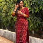 Sradha Panigrahi Instagram - କେମିତି ଲାଗୁଛି ଡ୍ରେସ୍ ଟା ? ଏଥର ପୋଜ୍ ଗୁଡା ଭଲ ହେଇଛି ତ ? 😎 Buy this Kurti from @barsha.dash.1829 .