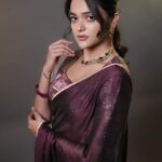 Sri Satya Instagram – Nothing feels as perfect as a saree 🦋 
.
.
.
Outfit @label_viko .
Styling @harinireddym .
Pc @fisheyethestudio .
Mua @nagmakeovers
