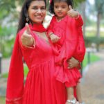 Sridevi Ashok Instagram - We wish you all a Happy and Prosperous New Year ❣️🥳🥰 This new year should bring us new opportunities, new adventures, new hopes . Let’s work hard to reach our professional and Personal goals. Love you all 🫶🤗 Mom and Daughter combo dress : @vika.label