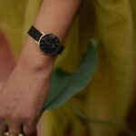 Srinda Instagram - Diwali gifting never goes out of style especially with @danielwellington 💛 Get a 30% off and an additional 15% off with my code "SRINDAA" on www.danielwellington.com #ad #dwindia #danielwellington #dwali
