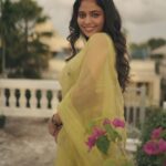 Srinda Instagram - 🦜
