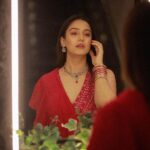 Srishty Rode Instagram - Mirror Mirror 🌸💖 Swipe to see the complete look! . 📸 @iamrohitsulakhe Outfit:- @the_adhya_designer