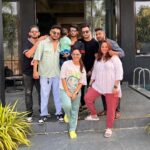 Srishty Rode Instagram - Chasing sunsets, making memories, and savoring the staycation vibes with the best crew ❤️ thank you @stayvista_official #sunsetboulevard #karjat 🌸