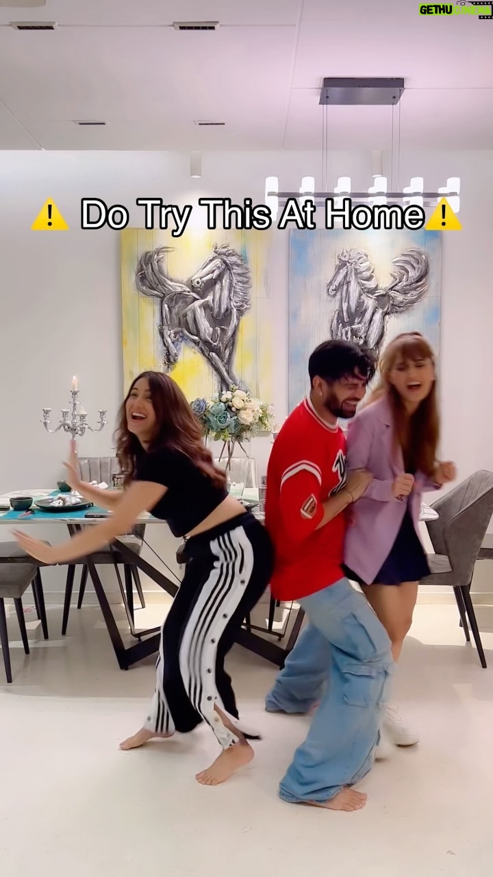 Srishty Rode Instagram - Tag Your Crazy Bunch 🤪 . . . . #reelsinstagram #reels #reelitfeelit #reelkarofeelkaro #dance #friendship #friends #madness