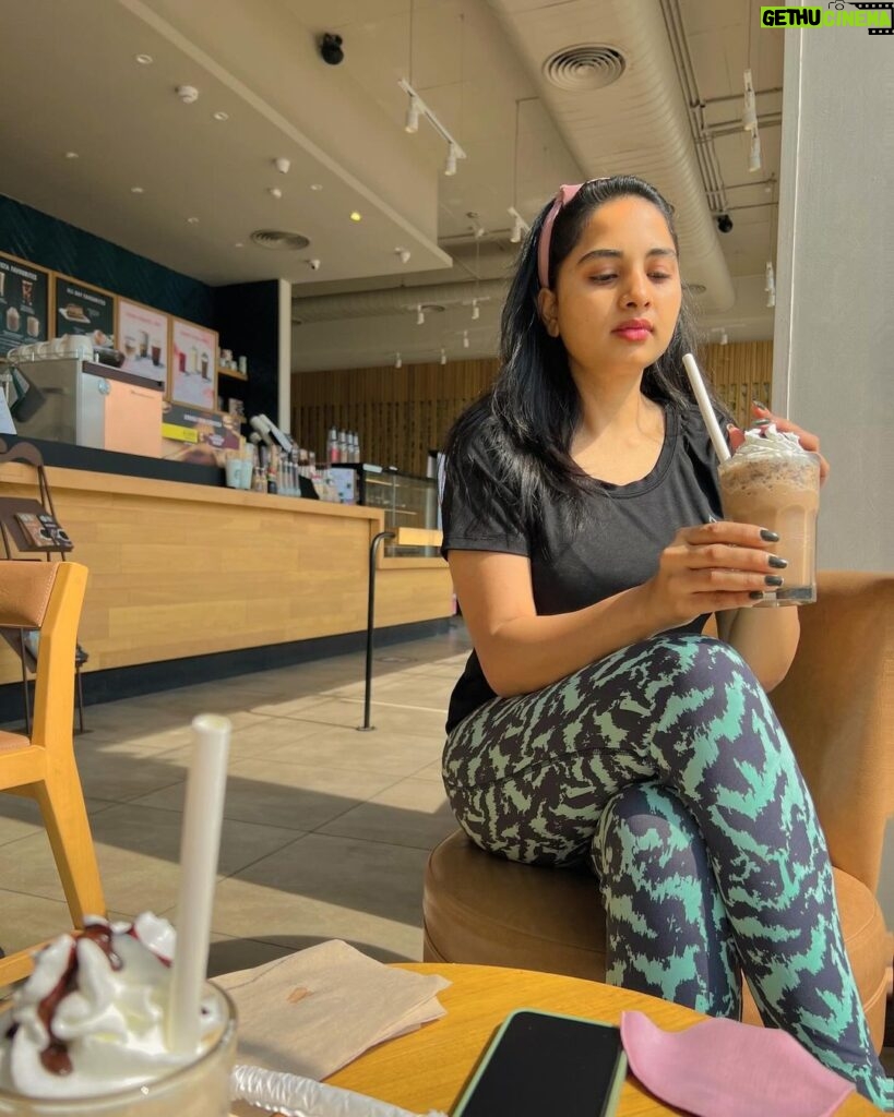 Srushti Dange Instagram - Who doesn’t like the tall glass of coffee with extra whipped in December ✨🌟🧋☃️❄️
