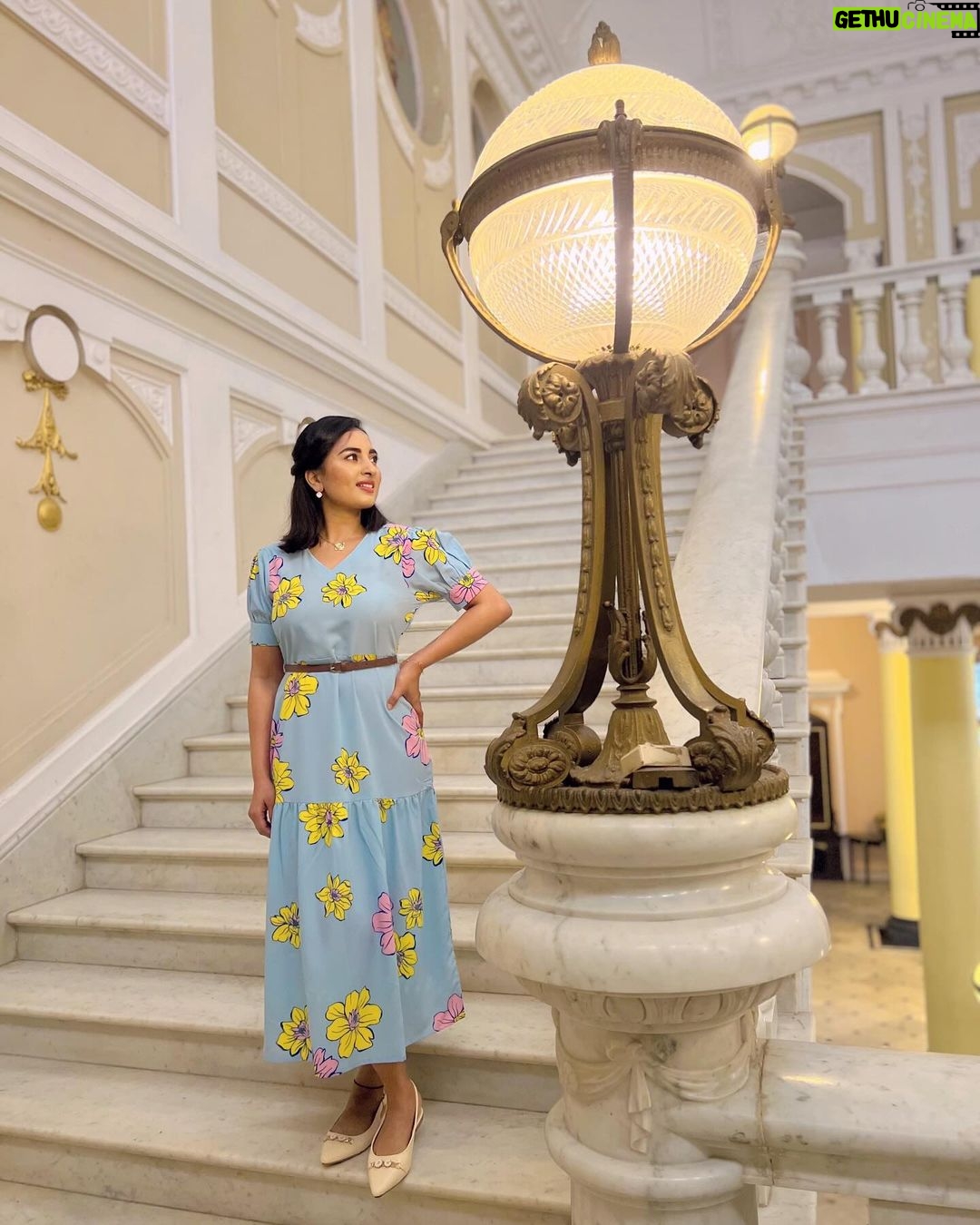 Srushti Dange Instagram - She not only wears her heart on her sleeves ๐ซถ๐ผโฅ๏ธ๐also wears flowers too ๐ผ๐ธ๐โ๏ธ