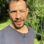Steevy Boulay Instagram - Les bébés poissons ! #jardin #bassin #poisson #plante