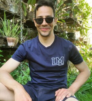 Steevy Boulay Instagram - Je vous présente une marque du  Mans @lmvindunum ! Franchement top les tee-shirts 👍🏼 Bravo les jeunes !

#montshirtnapastraverselamoitieduglobe #jeprefereconsommerlocal #lemans #sarthe