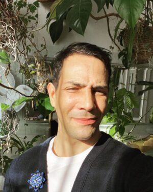 Steevy Boulay Instagram - Soleil automnal ☀️ 

#jardininterieur #murvegetal #boyswithplants #plants #urbanjungle #greenwall